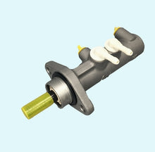 Load image into Gallery viewer, brake master cylinder 97360231 for daily 4x2 4x4
