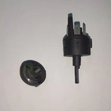 Load image into Gallery viewer, Heating knob switch with black knob dial and socket plug
