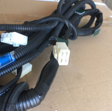 Laden Sie das Bild in den Galerie-Viewer. Heating/cooling air conditioning kit wiring harness with connectors and loom
