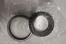Load image into Gallery viewer, Differential bearing with two mounted rings and black roller element
