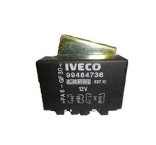 Load image into Gallery viewer, IVEC O hot start control box, labeled 99484736, with metal mounting tab
