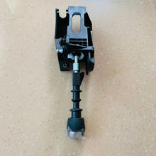 Load image into Gallery viewer, Iveco Genuine Gear Knob 6 Gears 5801283904 for iveco daily - suonama
