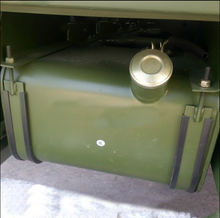 Load image into Gallery viewer, add auxiliary oil tank 25L complete equipment for iveco daily 4x2 4x4 - suonama
