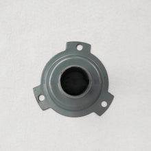 Load image into Gallery viewer, gearbox first shaft bearing cover 8870894 for daily 4x2 2830.5gearbox
