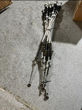 Load image into Gallery viewer, gearshift cable C00006745 C00006746 for maxus V80
