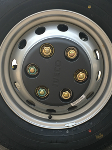 plastic wheel cover for daily 4x2