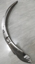 Load image into Gallery viewer, inner wheel housing assembly 93923815 93923816 93923820 93929897 for daily 4x4
