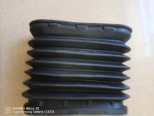 Load image into Gallery viewer, air telescopic hose  5801300587 for hongyan truck
