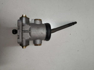 gear lever control mechanism assembly for daily4x4 4x2